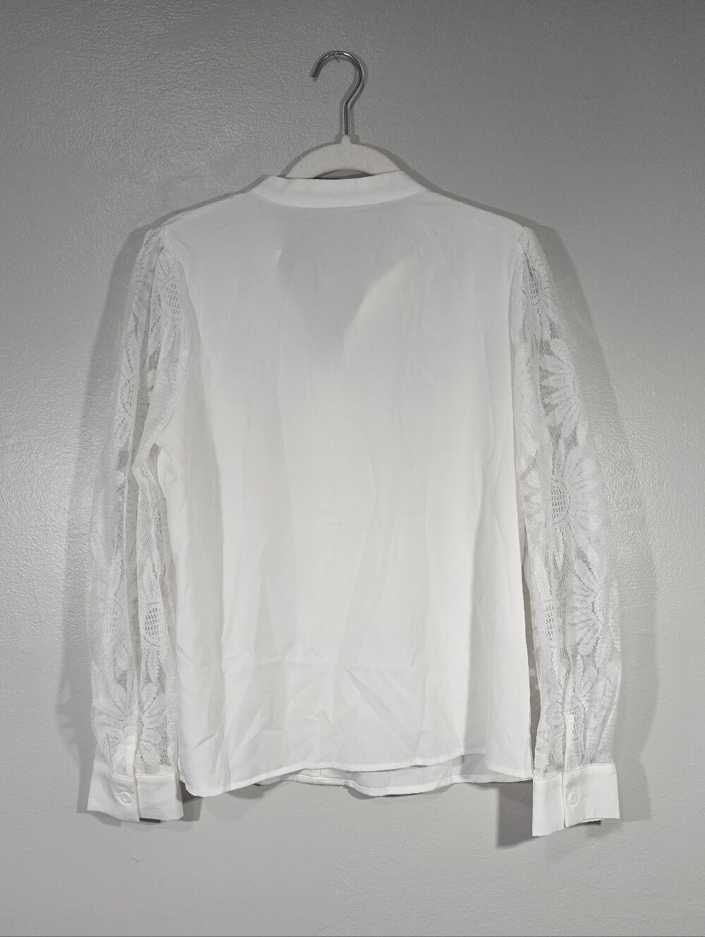 NWT Cupshe White Lace Sleeve V-Neck Coverup Blouse Size Small - Picture 3 of 9